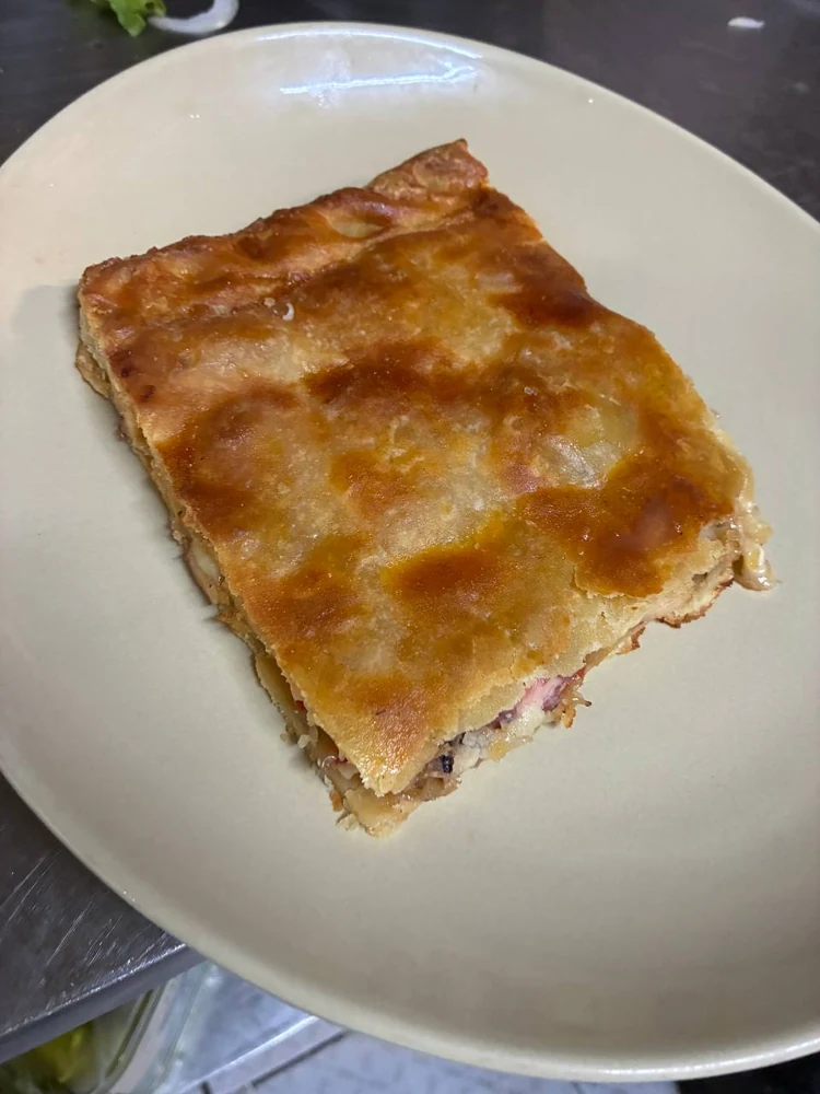 Empanada casera en el restaurante El Bosque, en Mos